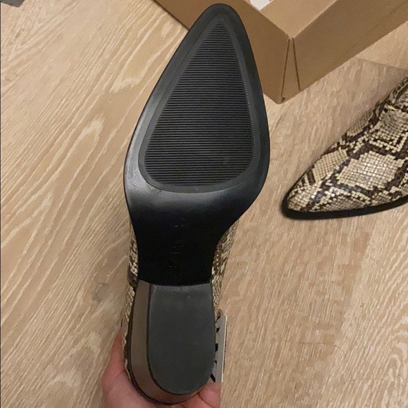 Zara Animal Print Heeled V-Vamp Cowboy Ankle Boots - Picture 6 of 6